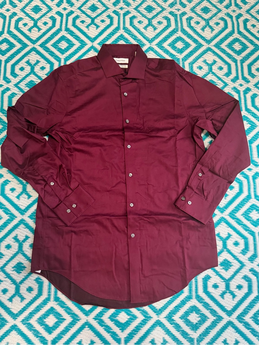 Calvin Klein Men’s Infinite Wrinkle Free Slim Fit Burgundy Dress Shirt Stretch